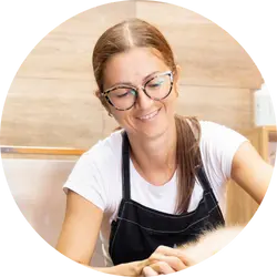 Dog salon co-owner feedback about Calendall